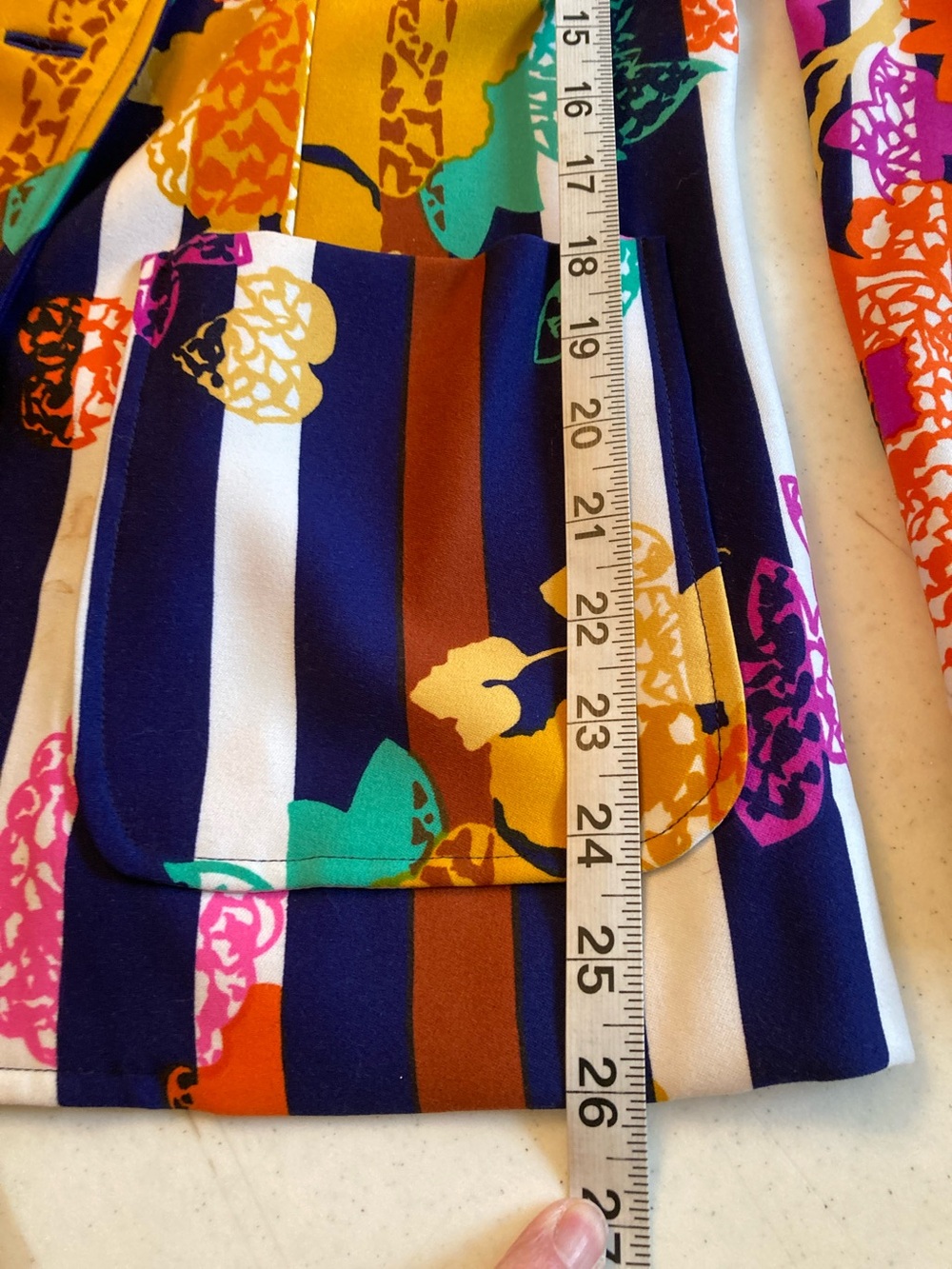 Vintage 70’s Tori Richard Honolulu Bold Floral & Stripe Blazer - Picture 11 of 11